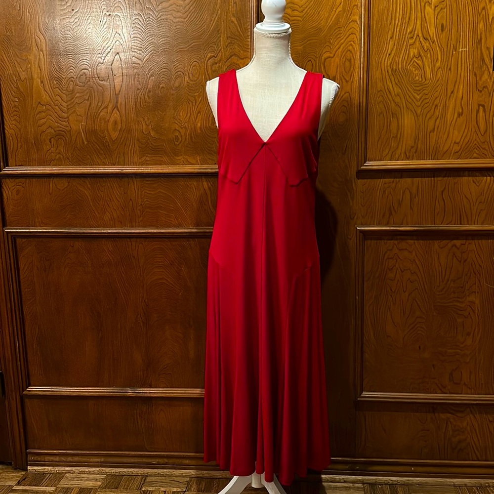Women’s Lauren Ralph Lauren Red Evening MIDI Dress in size Medium/Large.